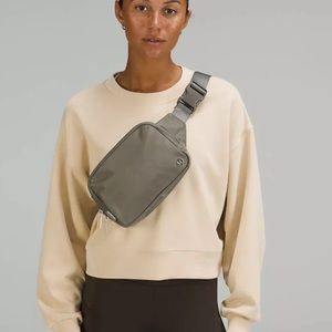 Lululemon Everywhere Belt Bag Large